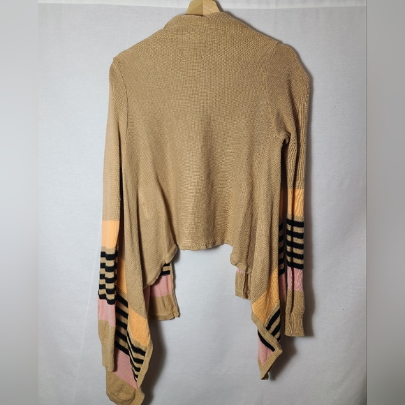 Levis cardigan- Size large - Picture 3 of 3